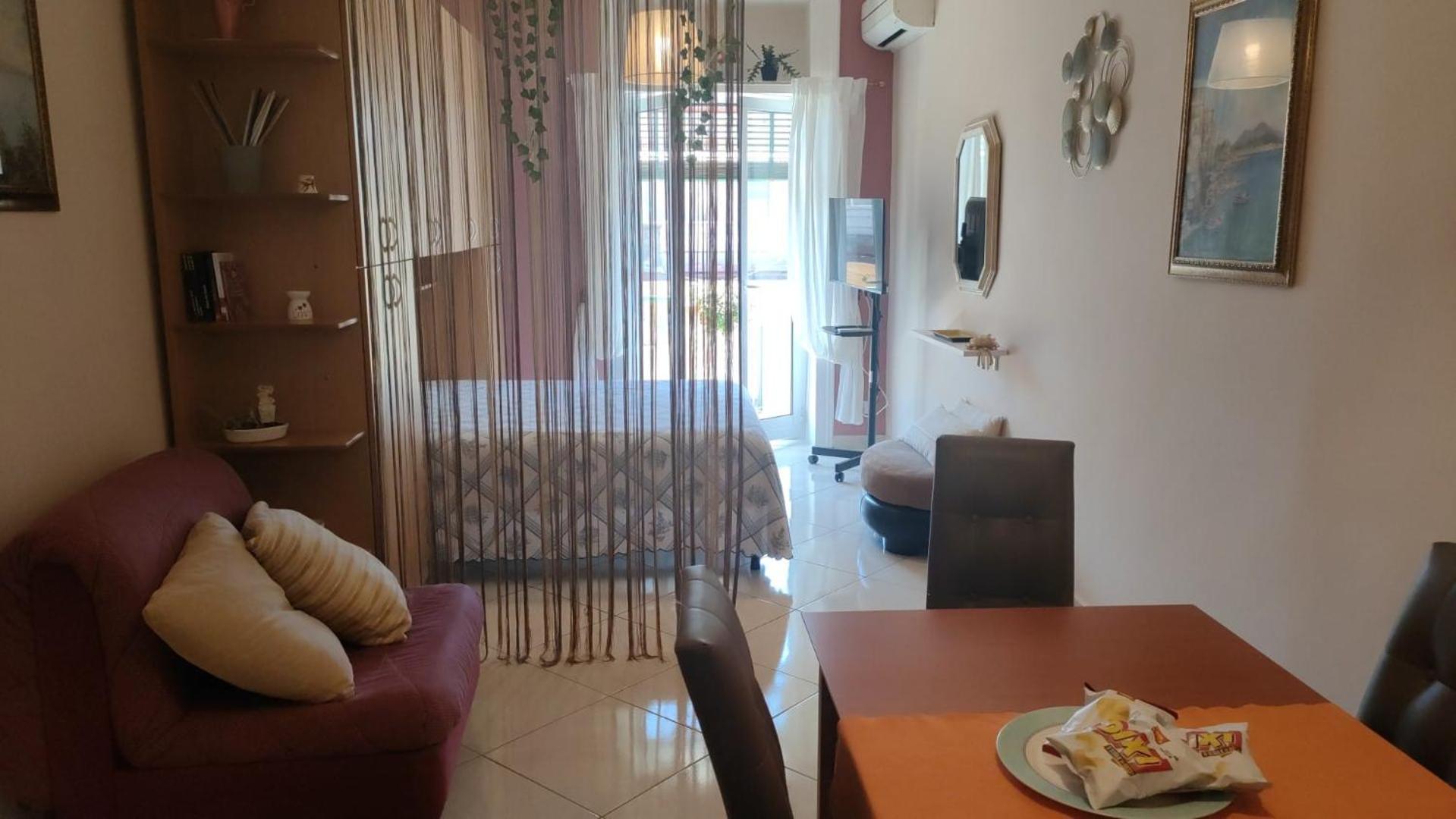 Madda'S Apartament Naples Exterior photo